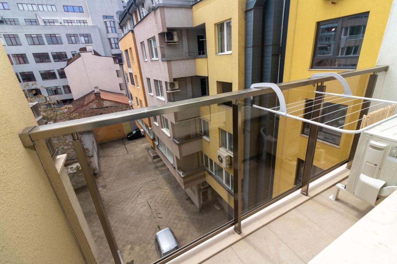 Central Sofia Condo Exterior photo