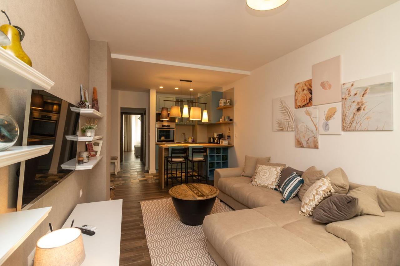 Central Sofia Condo Exterior photo
